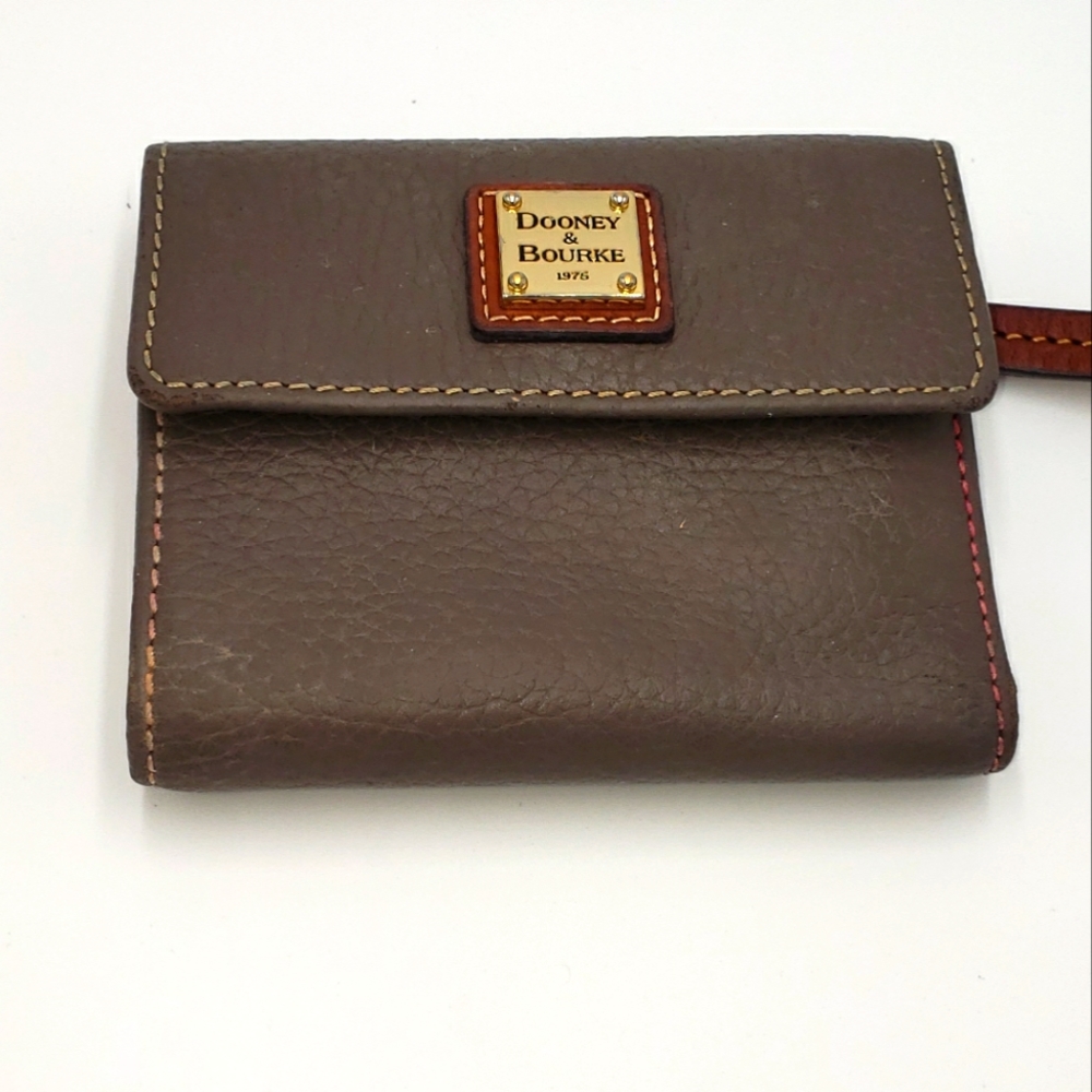 Dooney & Bourke Women's Wallet
